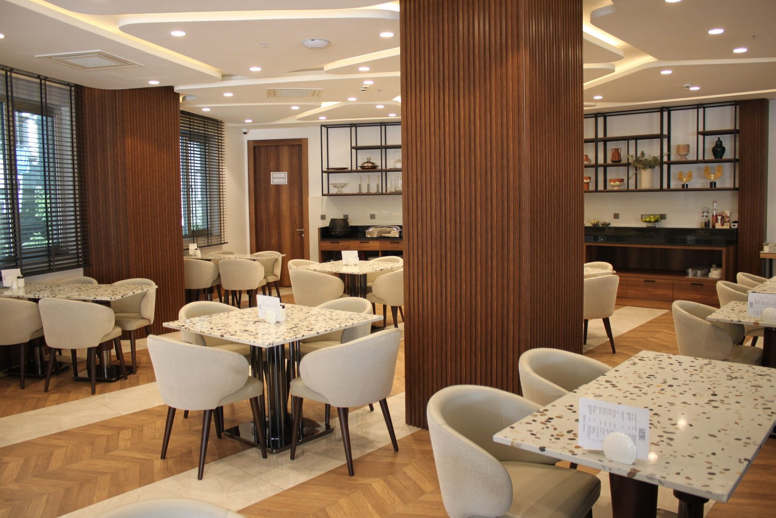 RESTORANT